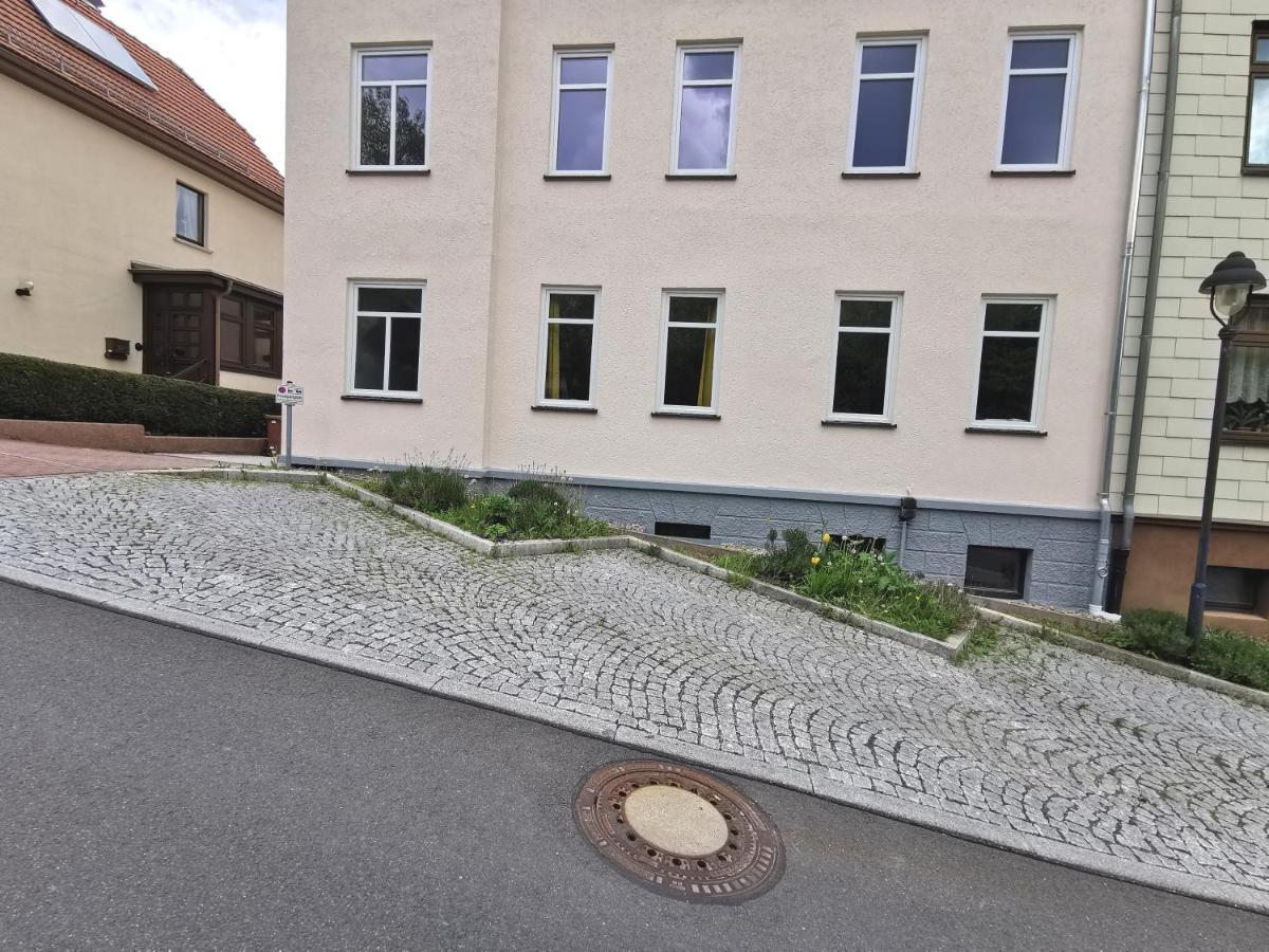 Bohnapartments - Stadtblick Zechenhaus - Balkon - Gratis Parkplatz - Wlan - Sehr Ruhig - Barrierearm Ilmenau Esterno foto